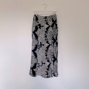 Forever 21 | Long Skit with Two Slits